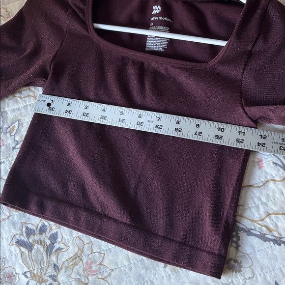 All in Motion Burgundy Long Sleeve Crop Top - Picture 5 of 6